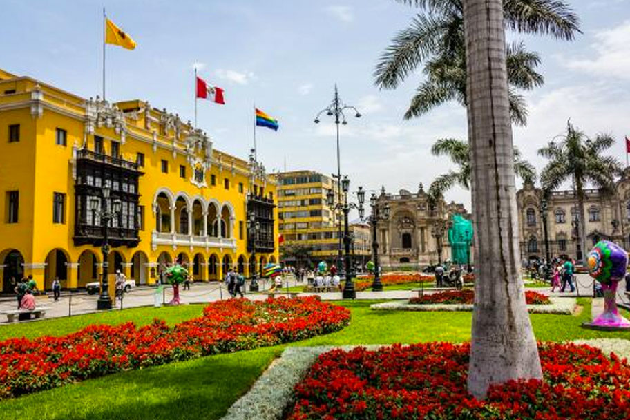 DIA 2 - LIMA: City tour con Convento de Santo Domingo y degustacion Pisco Sour