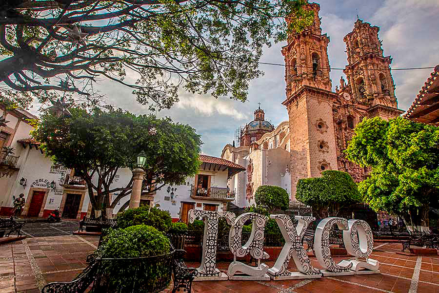 DIA 3: CD. de MEXICO - Cuernavaca y Taxco 