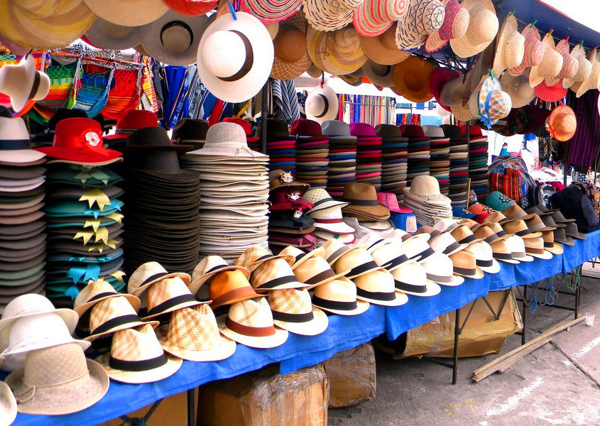 DIA 2 - TOUR AL MERCADO DE OTAVALO: